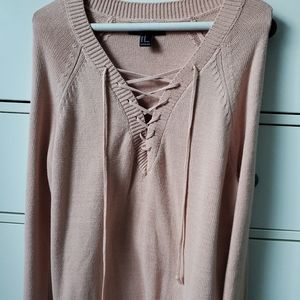 Light 🍑 peach color sweater by forever21 in size medium women's